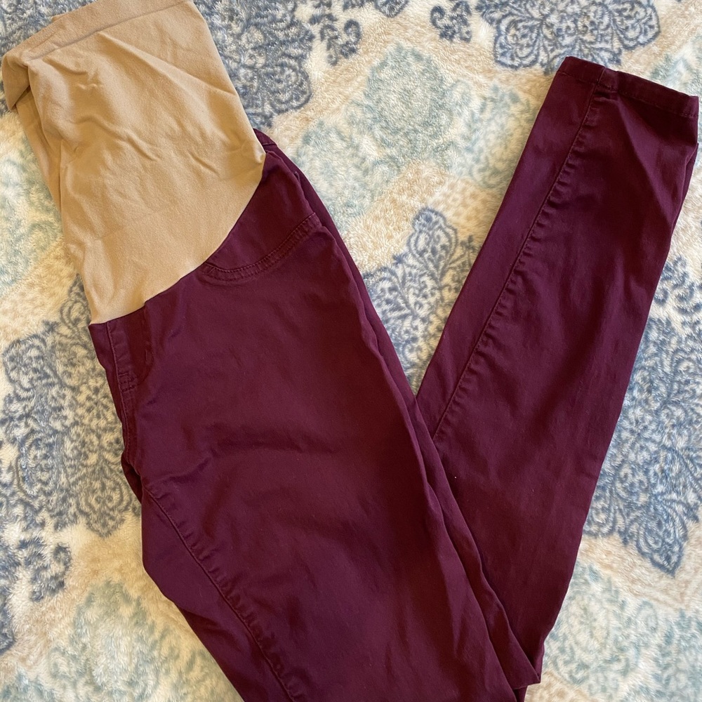 XS Motherhood Maternity purple jeggings